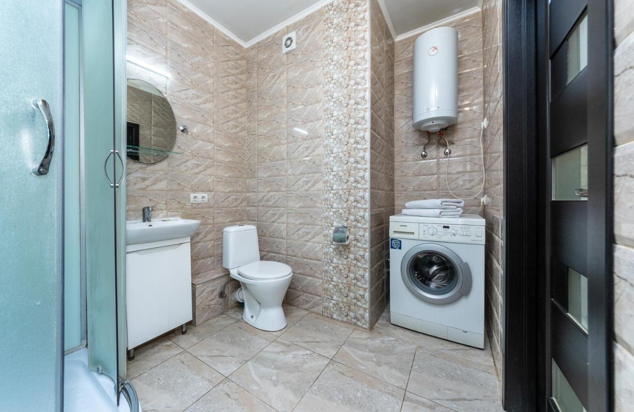 Апартаменты Flatrent Drahomanova 2A Киев Экстерьер фото